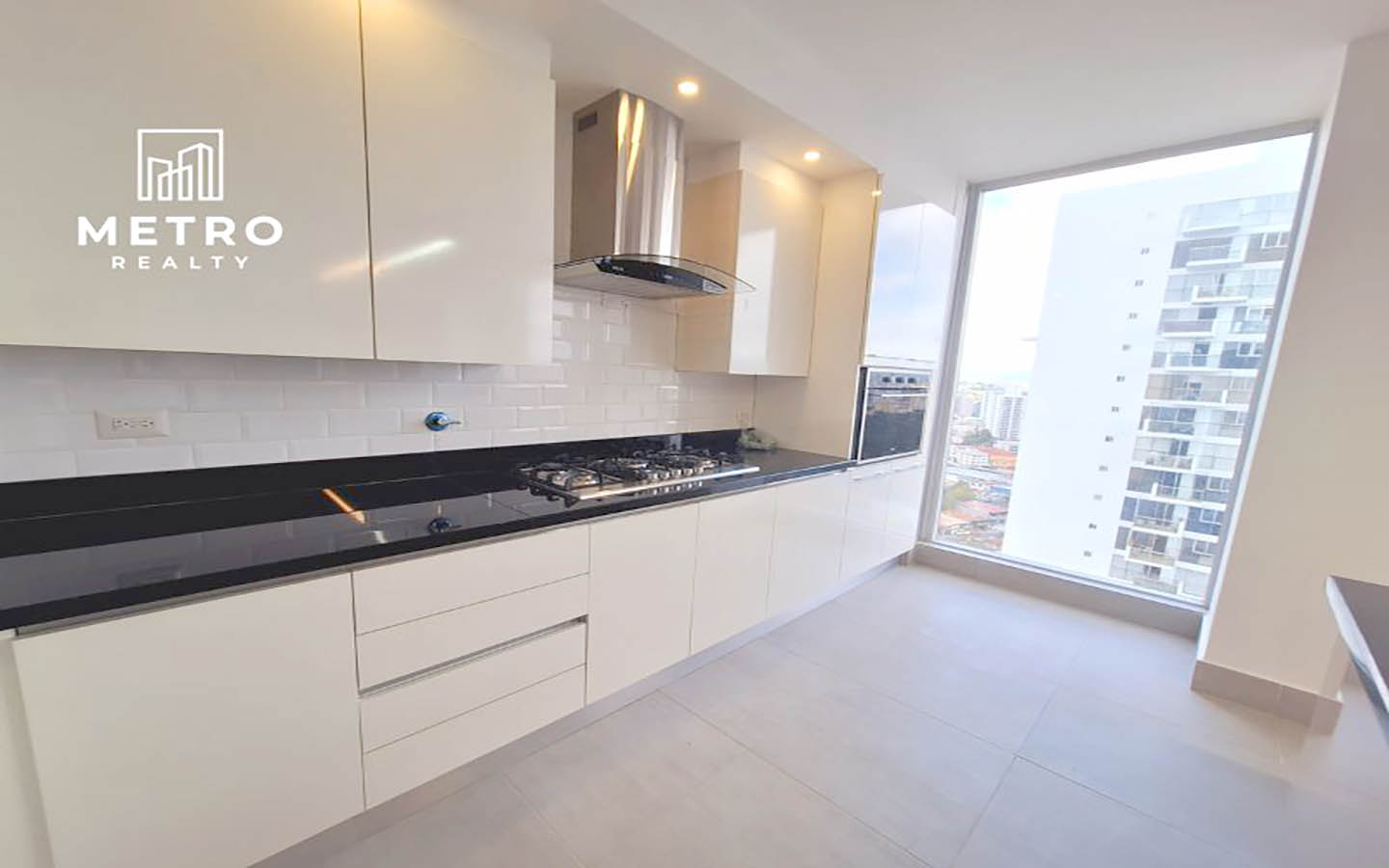 PH Jade Tower en San Francisco kitchen furniture
