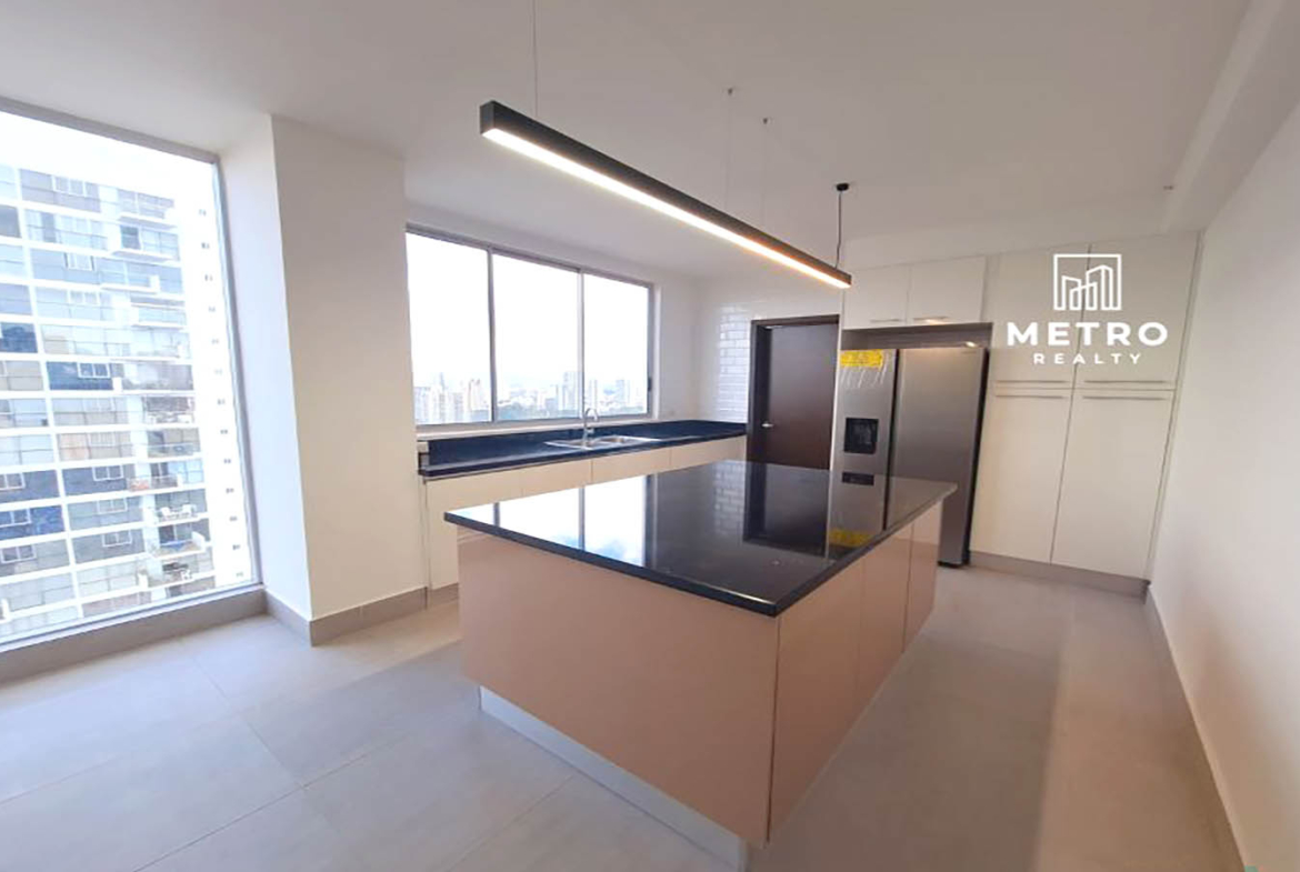 PH Jade Tower en San Francisco modern kitchen
