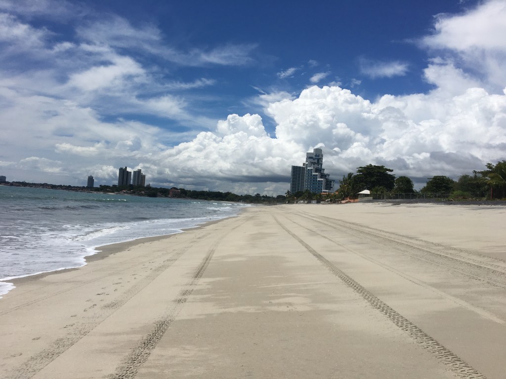 IMG_0138 | Metro Realty Panama Beachfront Apartment for Sale in Panama