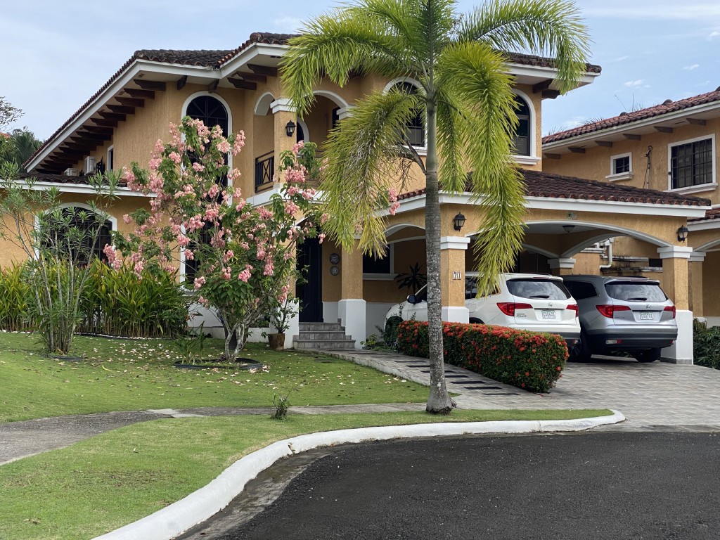 Casa en Venta en Clayton Village, Panama Compra, Venta y Alquiler de