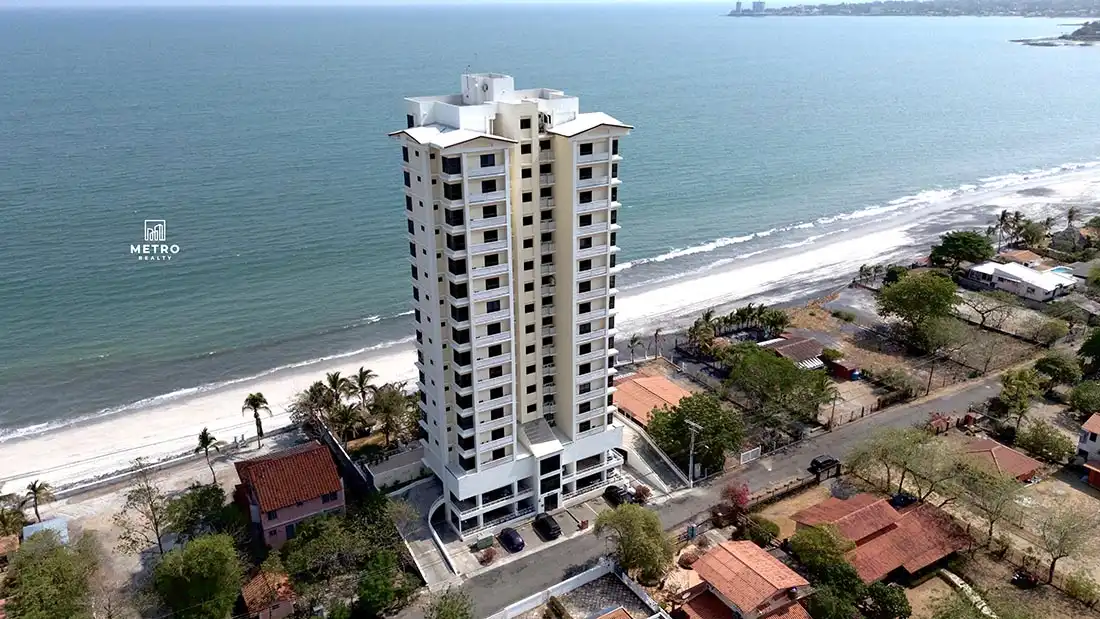 Beachfront Apartment in Gorgona Panama eoceanfront