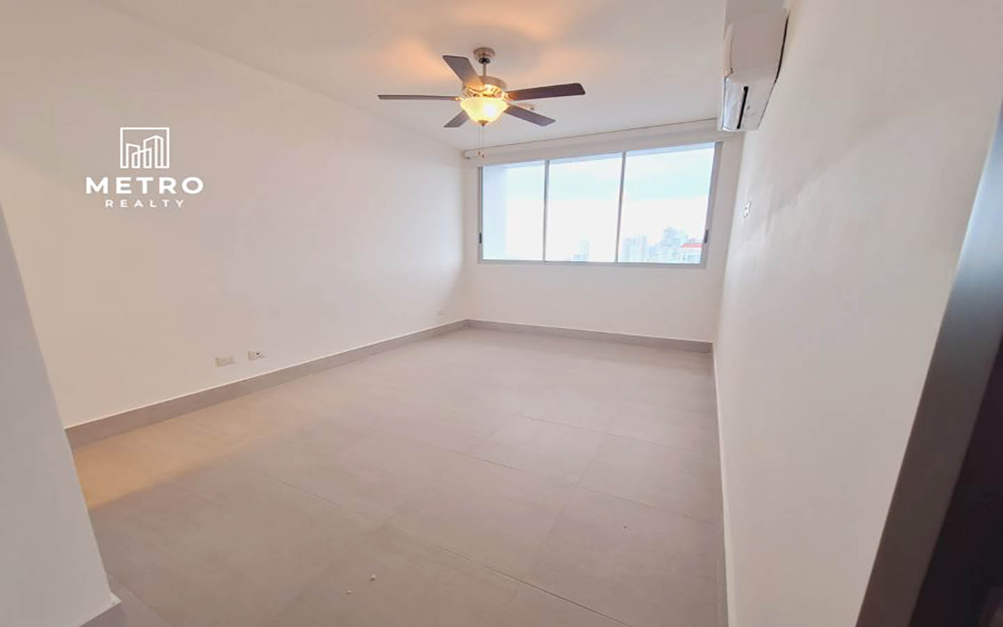 Jade Tower Panama San Francisco penthouse Master bedroom