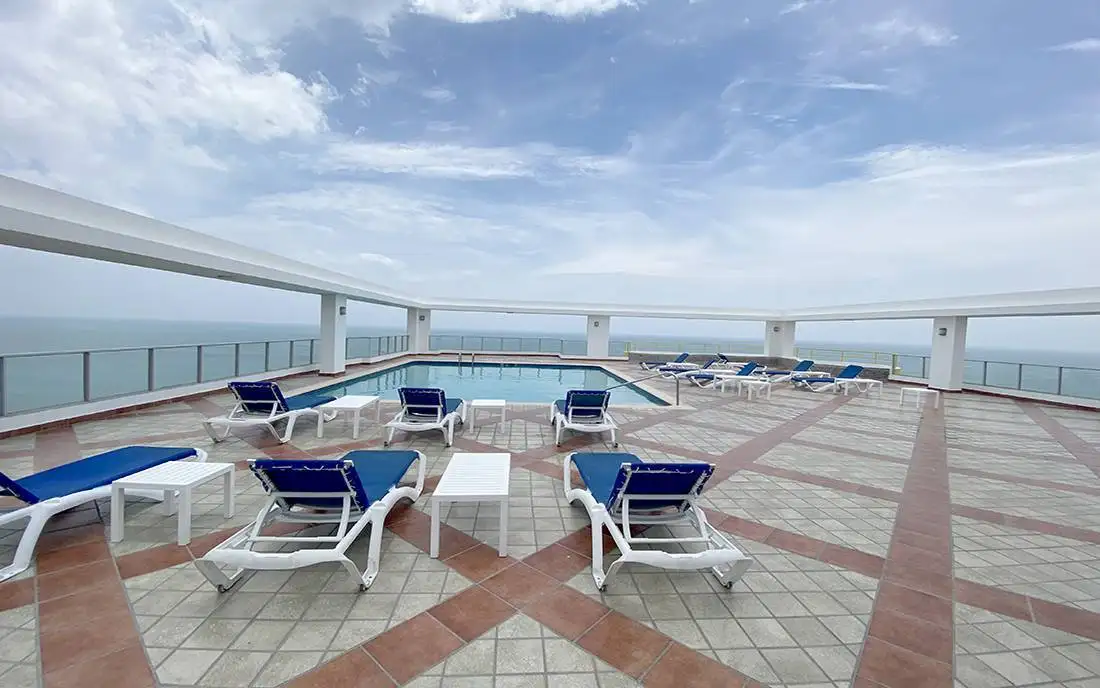 coronado bay panama swimming pool