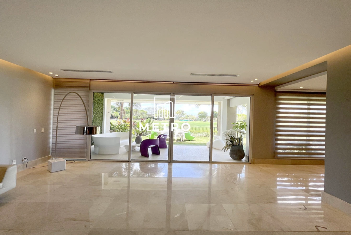 The Reserve Santa Maria Panama living room space