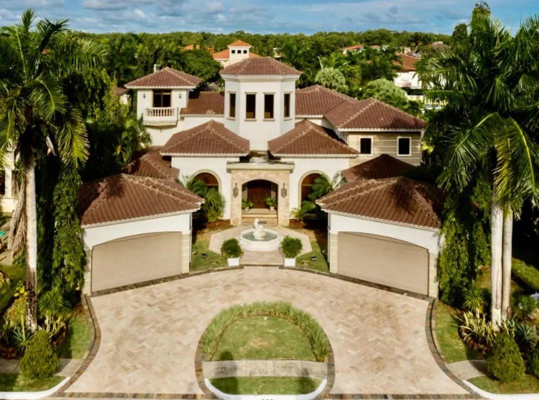 Costa del Este Mansion for Sale overview Costa del Este Mansion for Sale overview