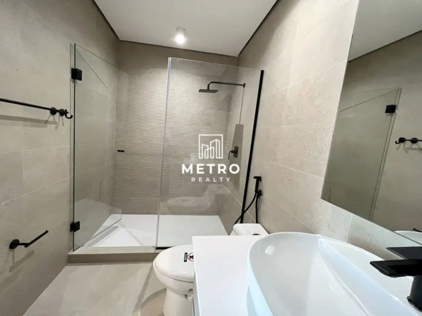 Nogal Panama Pre Construction Condos Costa del Este bathroom and shower view