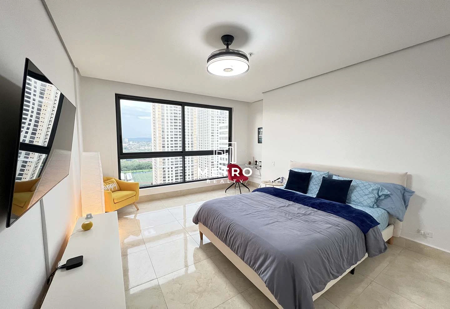 PH Matisse Apartment for Rent Costa del Este room secondary
