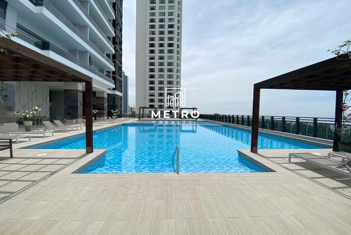 PH Matisse Apartment for Rent Costa del Este swimming pool