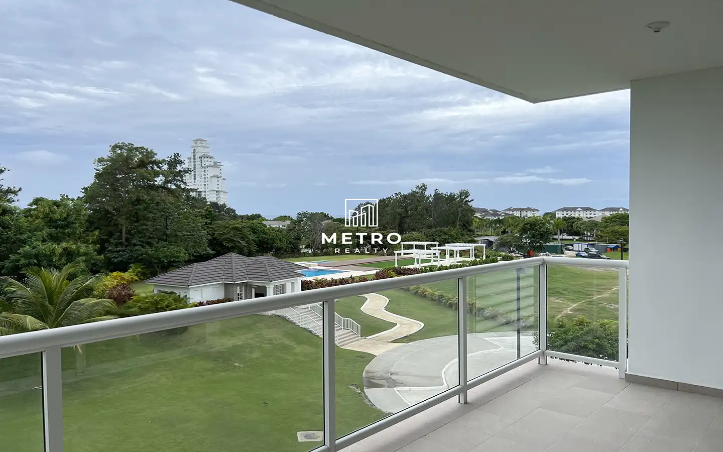 Bijao Panama Sherman Apartments balcony view