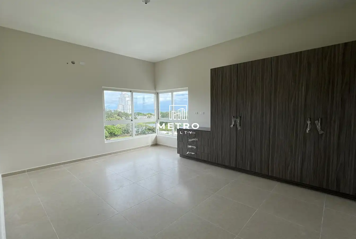 Bijao Panama Sherman Apartments master bedroom