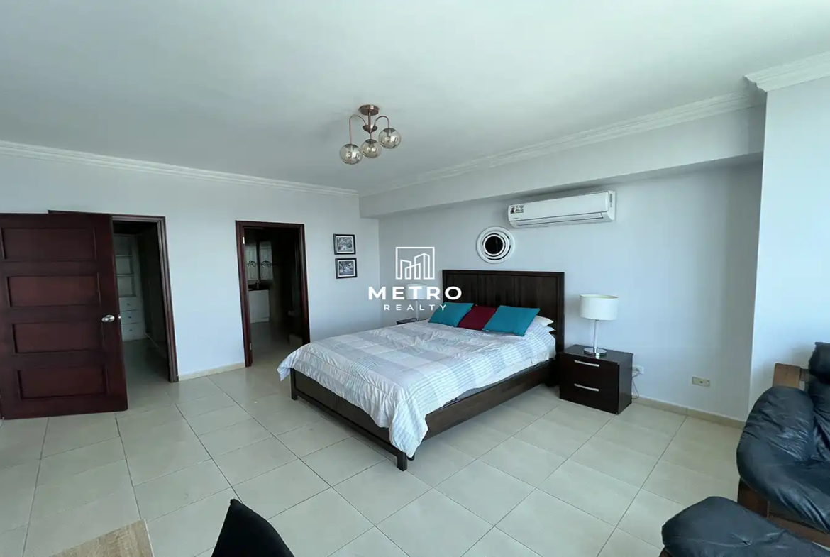 Grand Bay Tower Cinta Costera Panama Apartment for Sale master bedroom