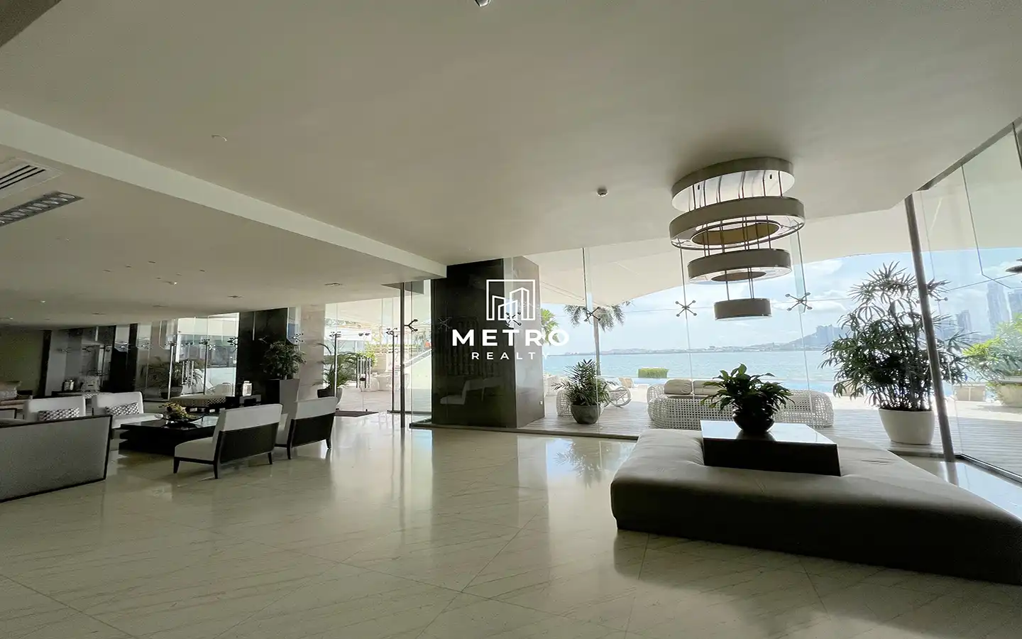 Punta Paitilla Apartment for Sale in Ph The Point Panama lobby