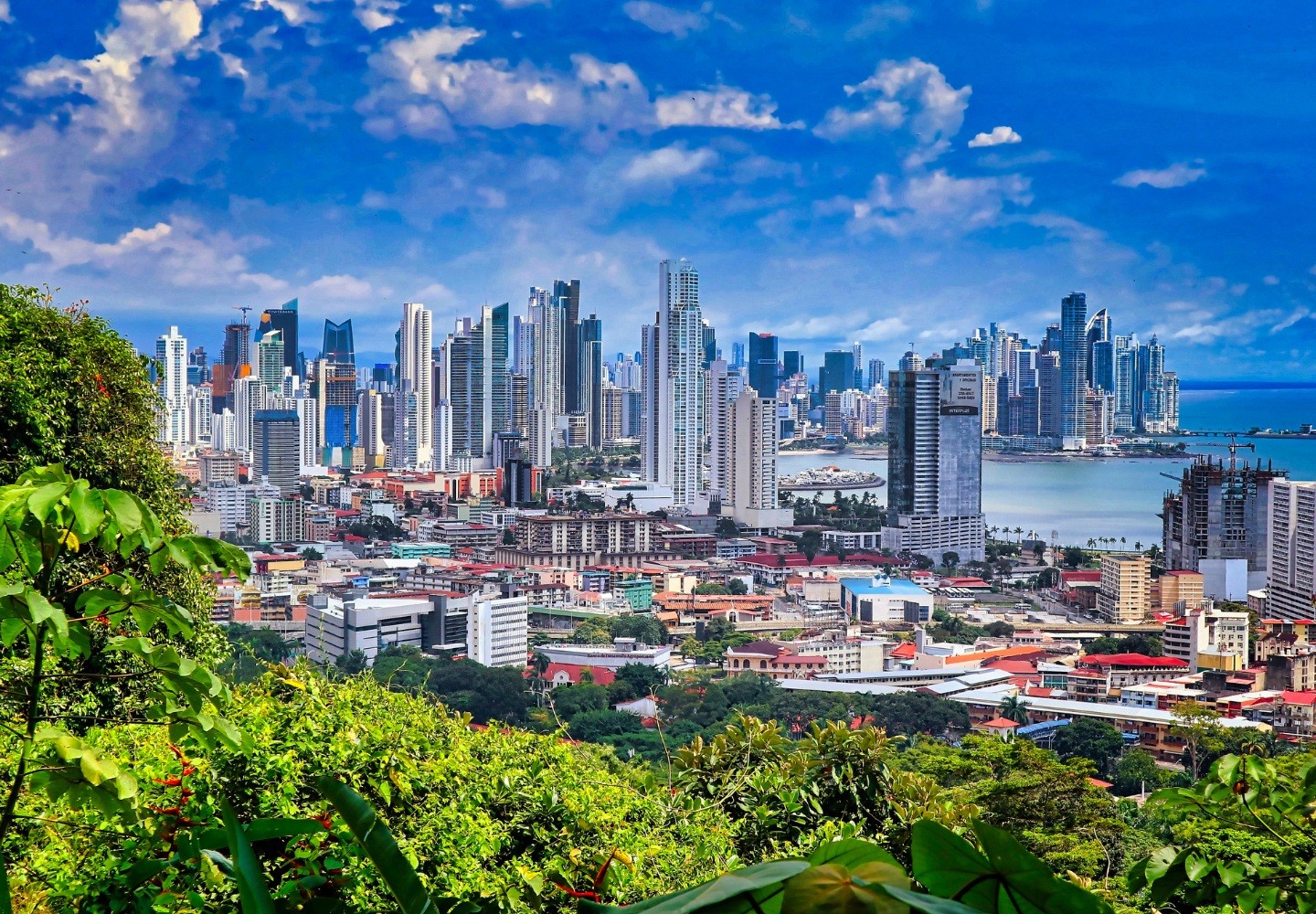 Retire in Panama View of the city