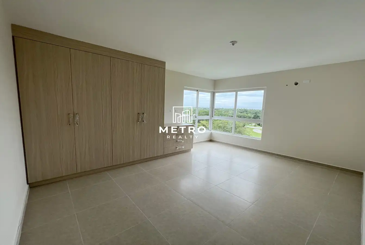 Sherman Apartments in Bijao Beach Resort Panama master bedroom