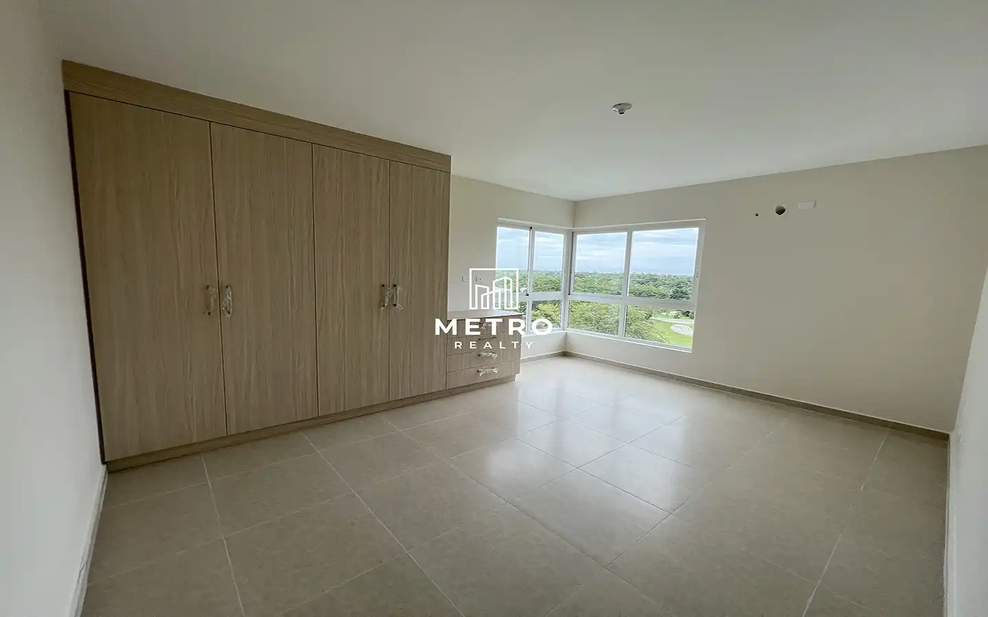 Sherman Apartments in Bijao Beach Resort Panama master bedroom