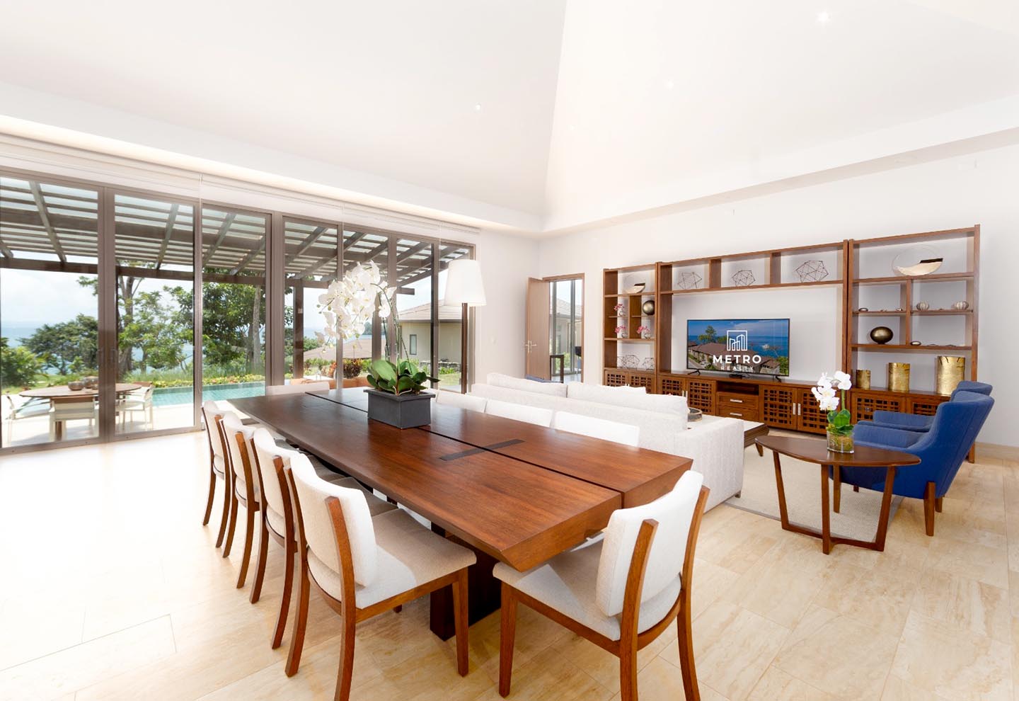 pearl island panama dining room