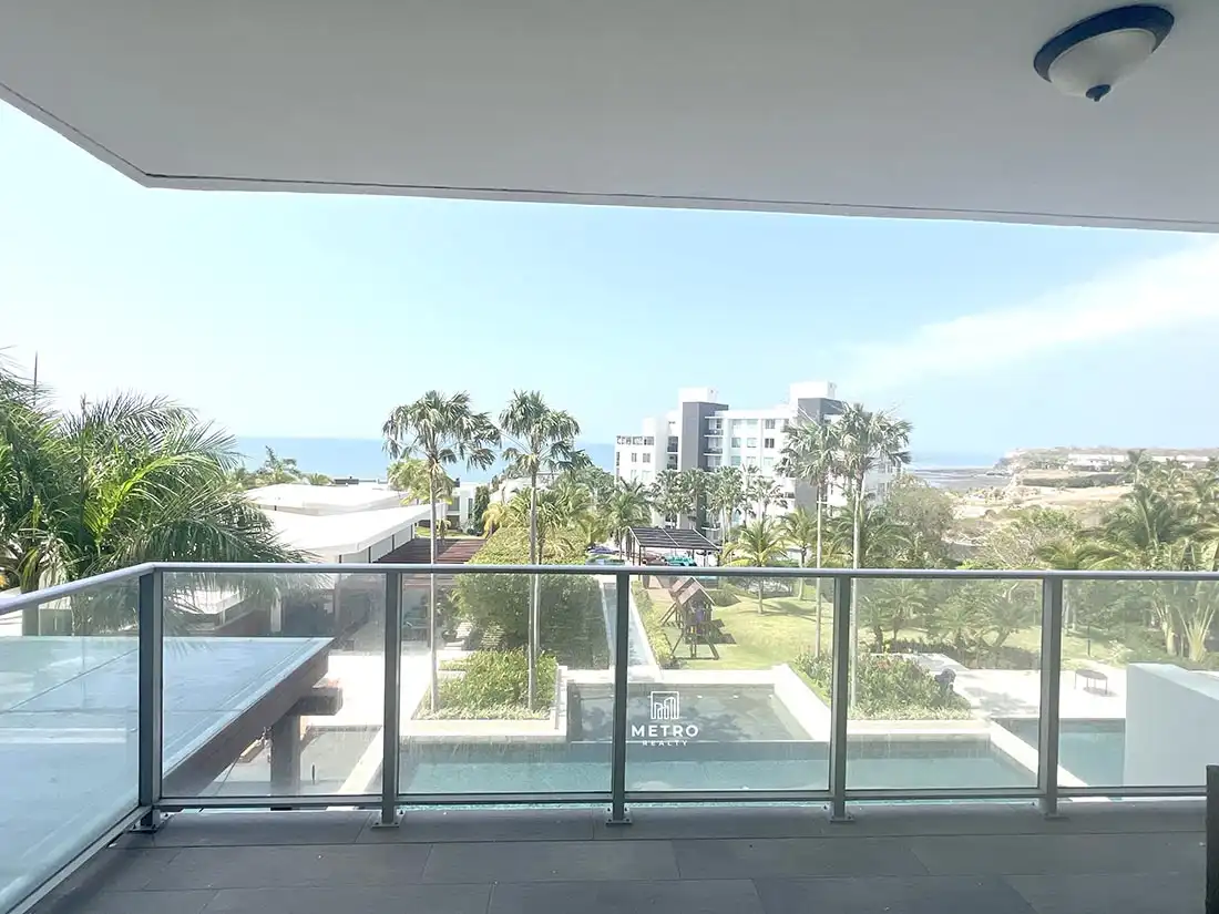 beach property in panama balcony