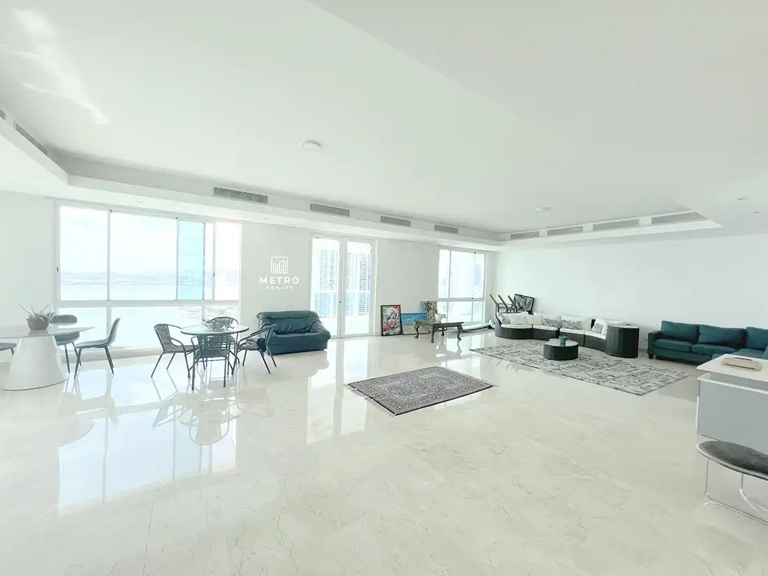 oceanfront homes for sale in panama vie from living room