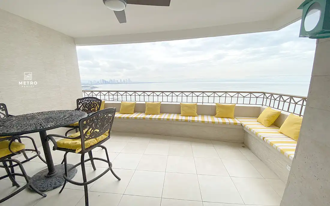 apartamentos en venta en punta pacifica panama balcony