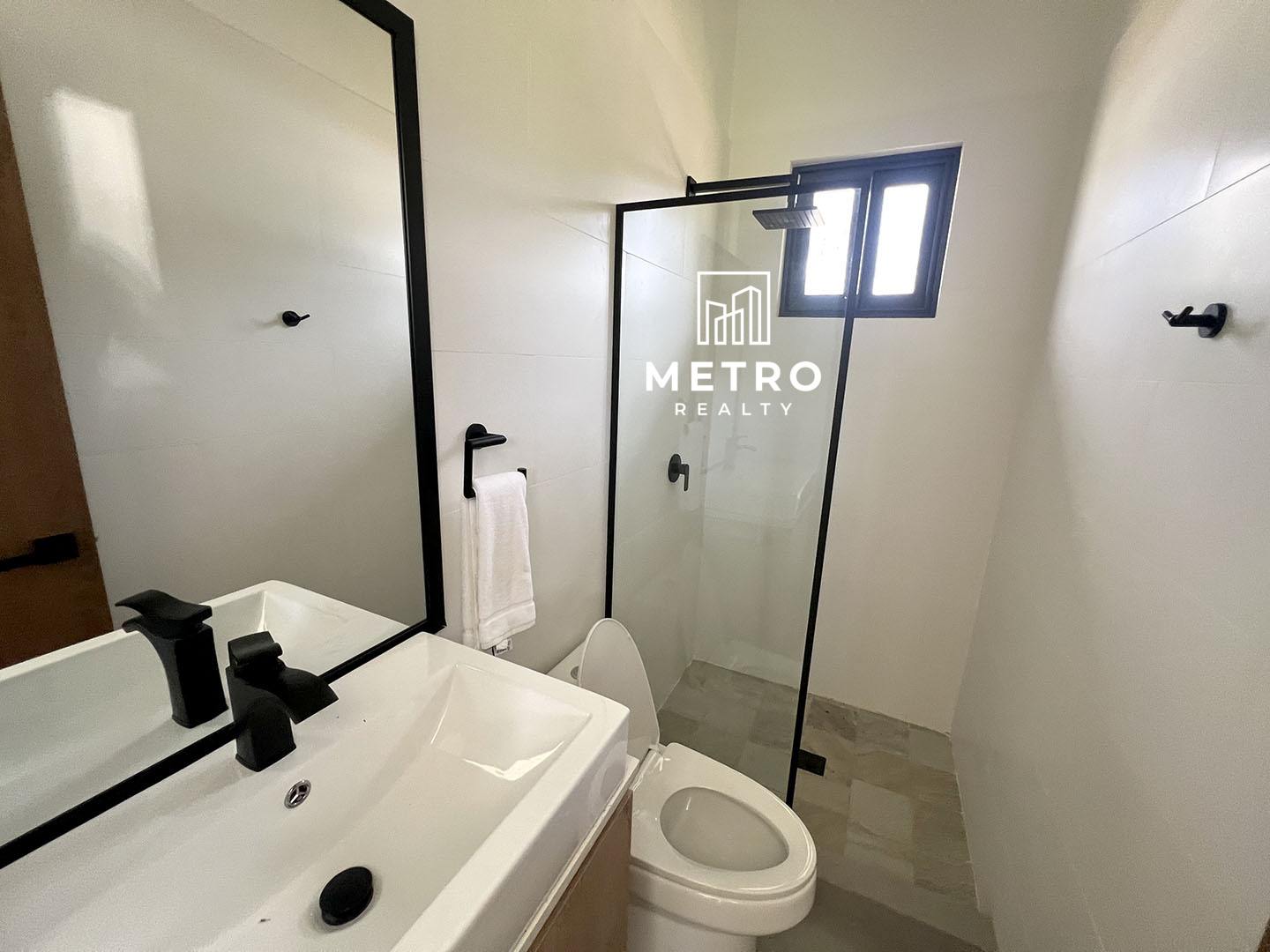 homes for sale in los santos panama bathroom