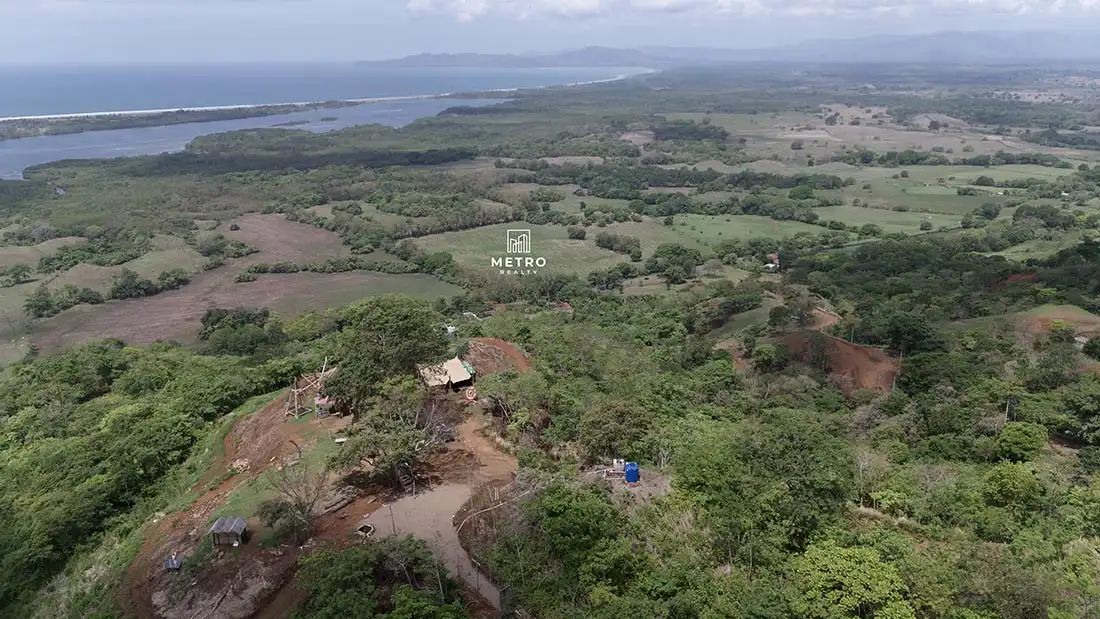 playa venao panama mountain