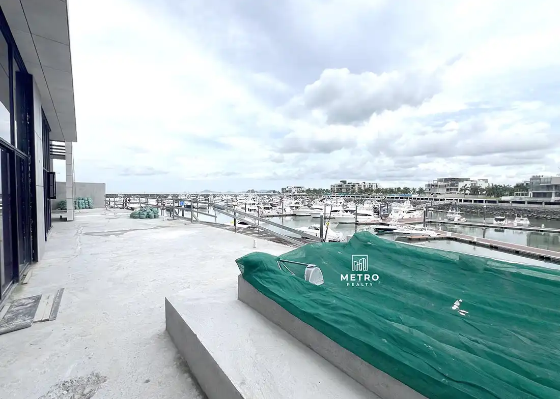 oceanfront homes for sale Panama Terrace view