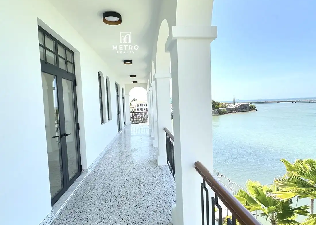 Property for sale in casco viejo panama balcony