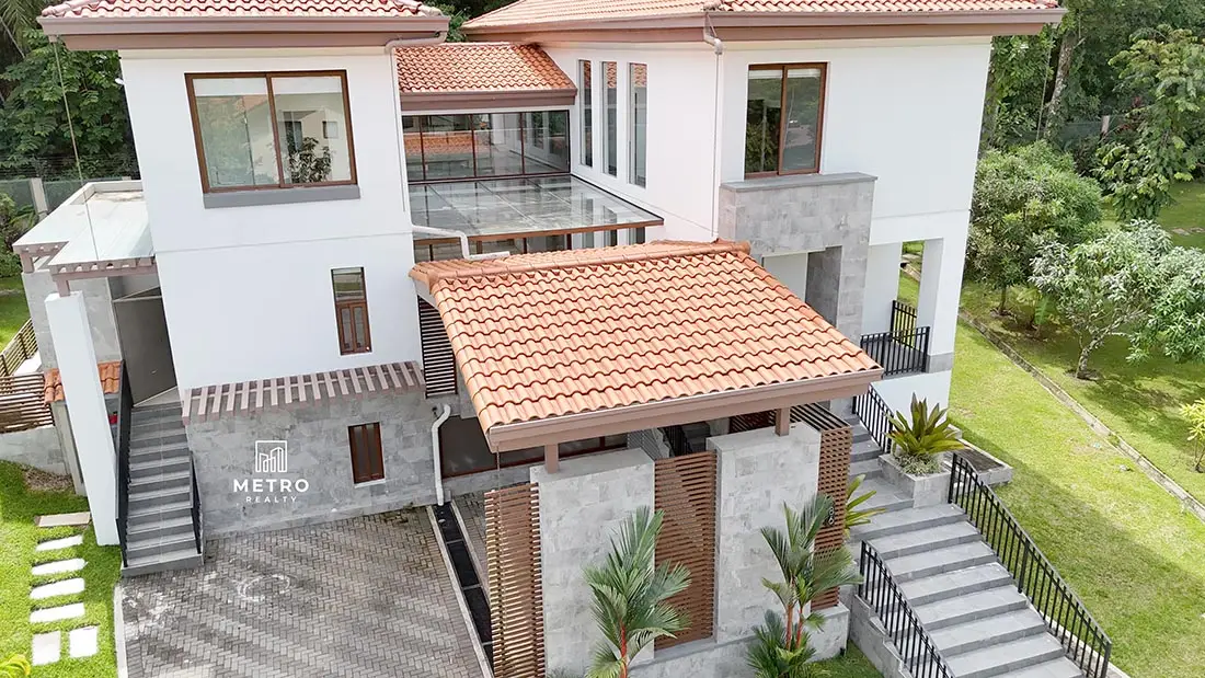 alquiler de casas en panama - front view