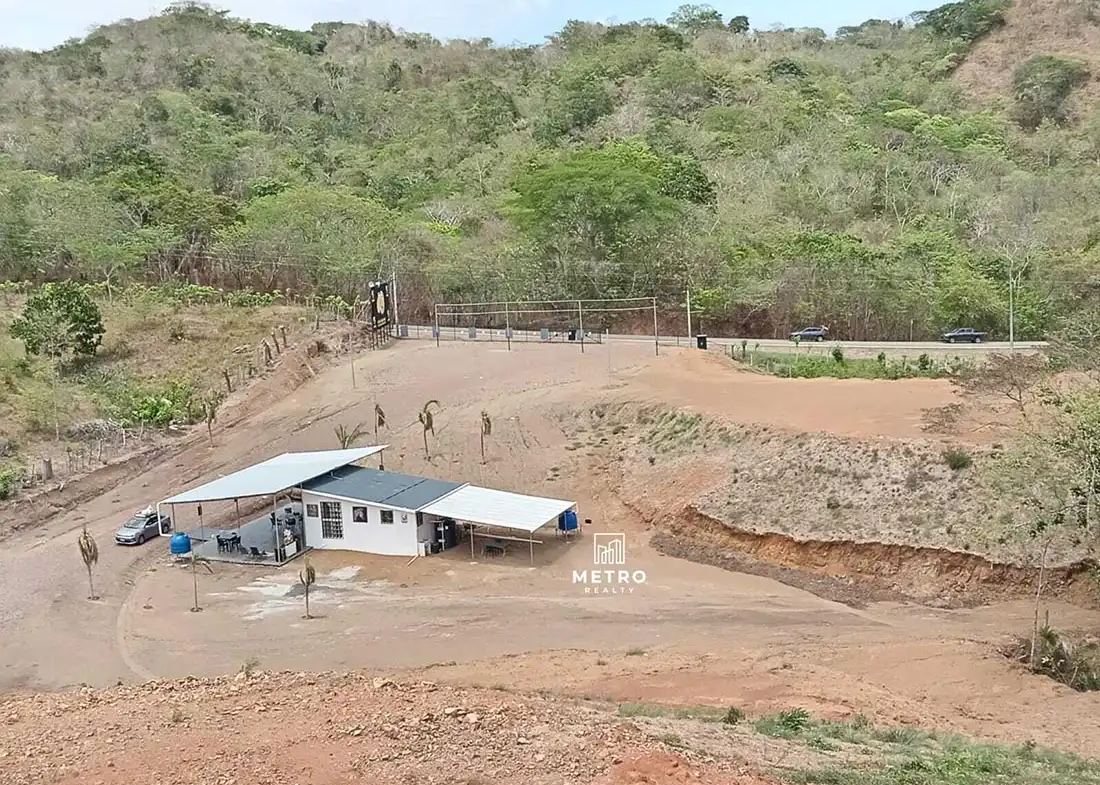 playa venao pedasi panama provisional construction