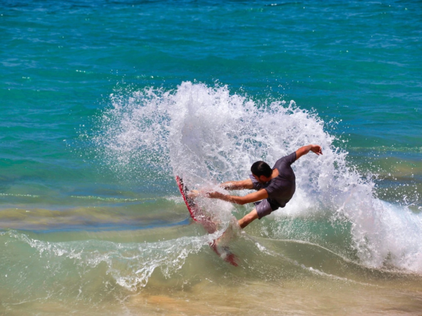 playa venao surf season