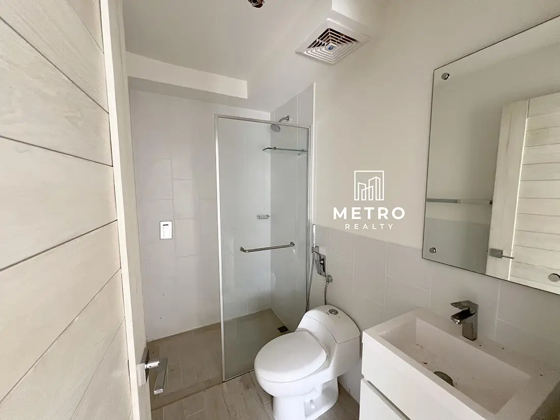 panama real estate for sale beachfront bathroom