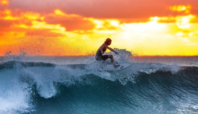 surf in playa venao person surfing on top of waves