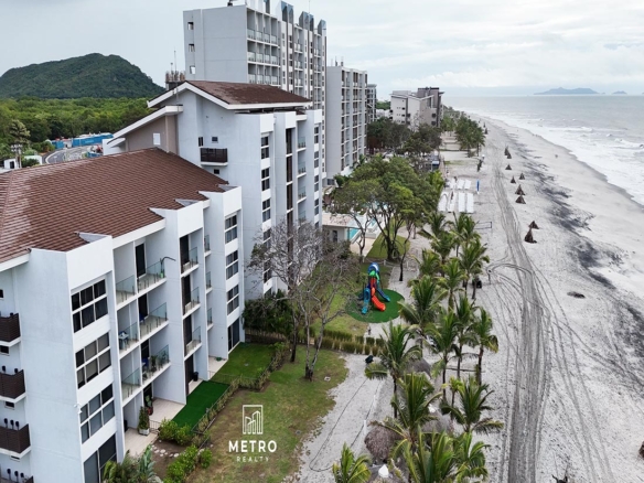 Playa Caracol Sanctuary Building View