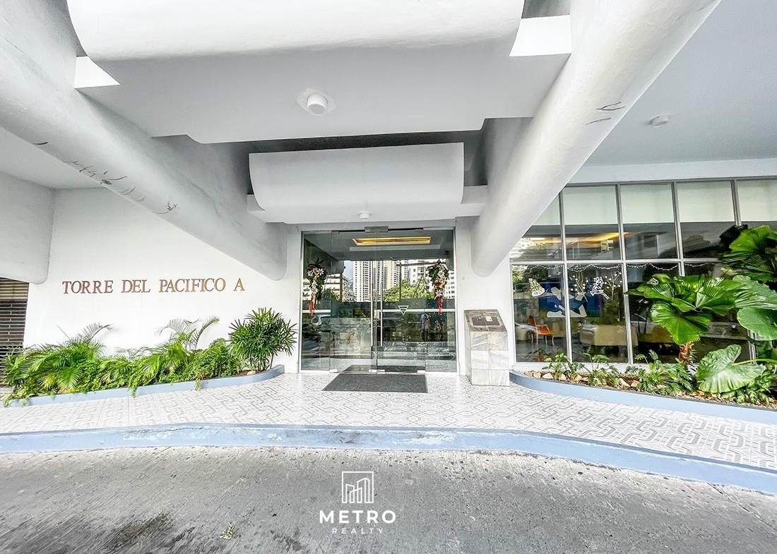 apartamentos en ciudad de panama entrada del edificio