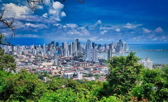 Where to Retire in Panama panama city skyline