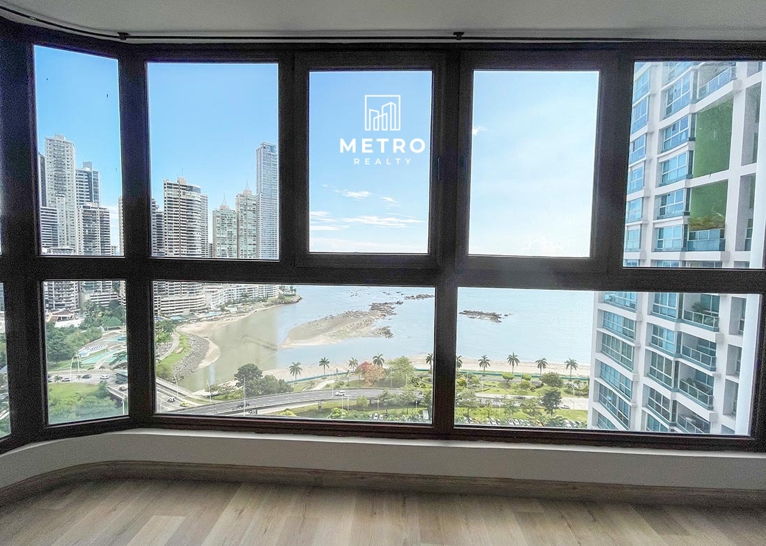 panama waterfront real estate shore view