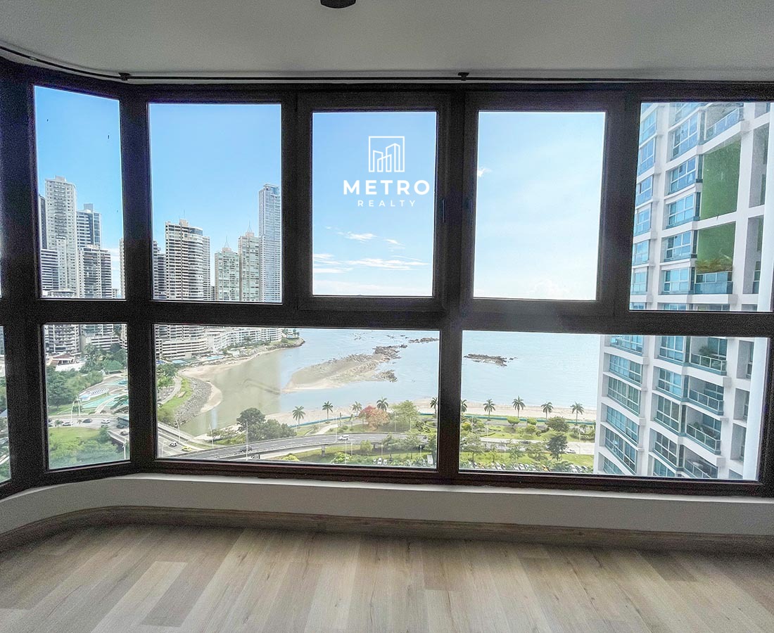 panama waterfront real estate shore view