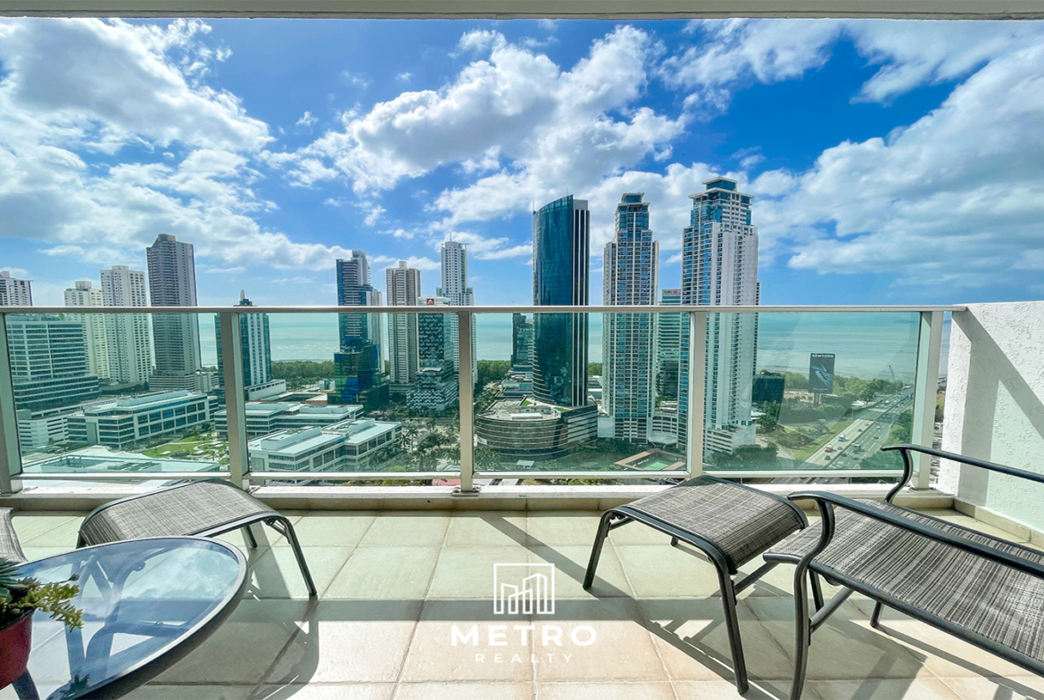 Panama City Condo Rentals Beautiful Apartment in PH Sevilla Balcony