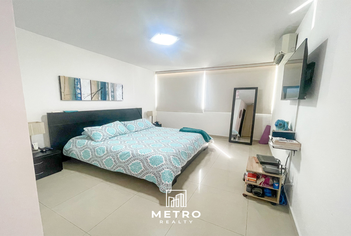 Panama City Condo Rentals Beautiful Apartment in PH Sevilla Master Bedroom