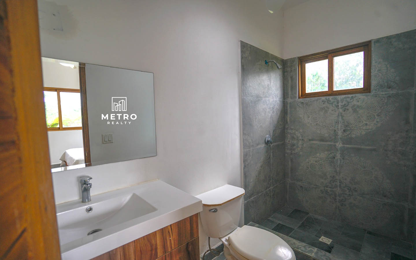 Pedasi Panama Single house for sale Bathroom