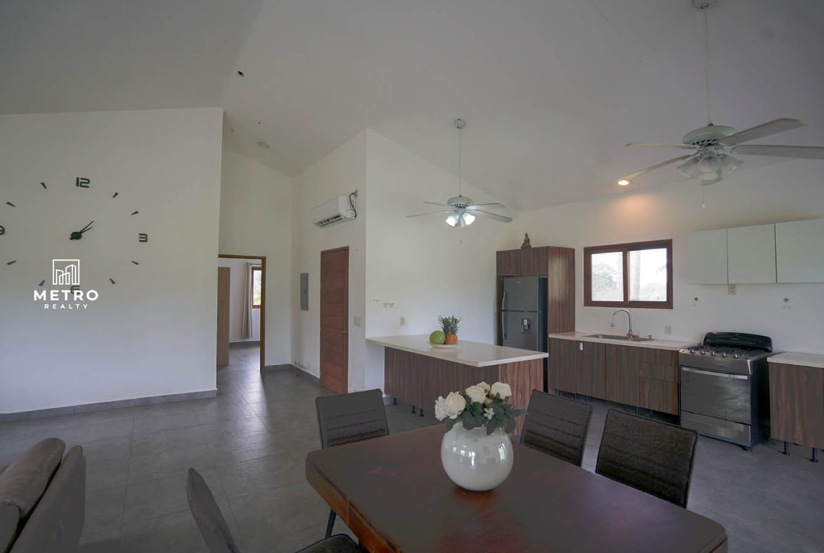 Pedasi Panama Single house for sale Living room details