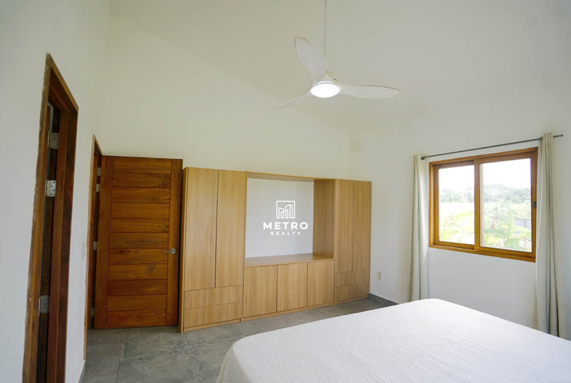 Pedasi Panama Single house for sale Master beedrom