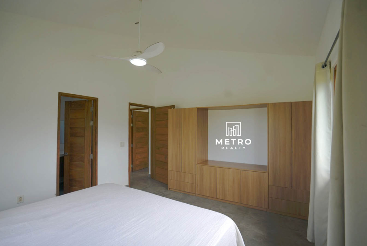 Pedasi Panama Single house for sale Master bedroom with closet