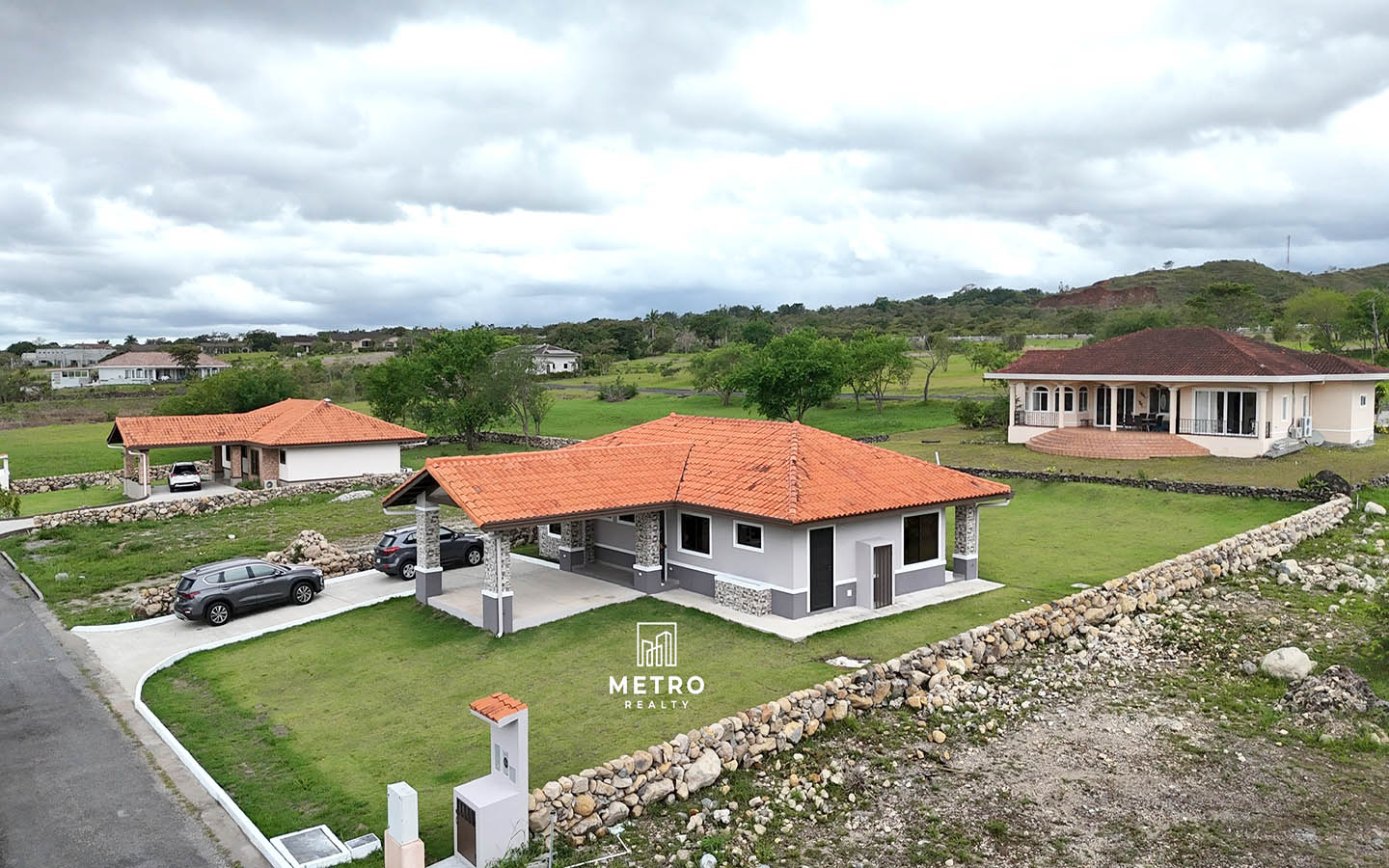 Boquete Canyon village house view