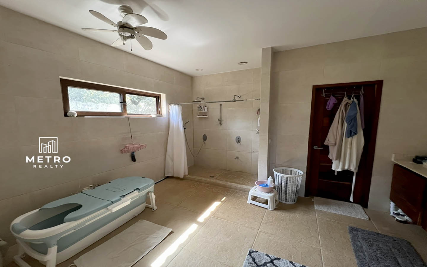 For Sale Pedasi Panama Bathroom