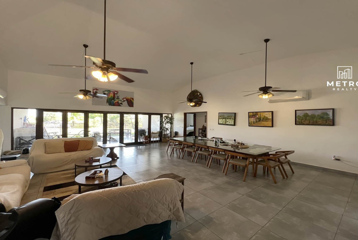 For Sale Pedasi Panama Living room