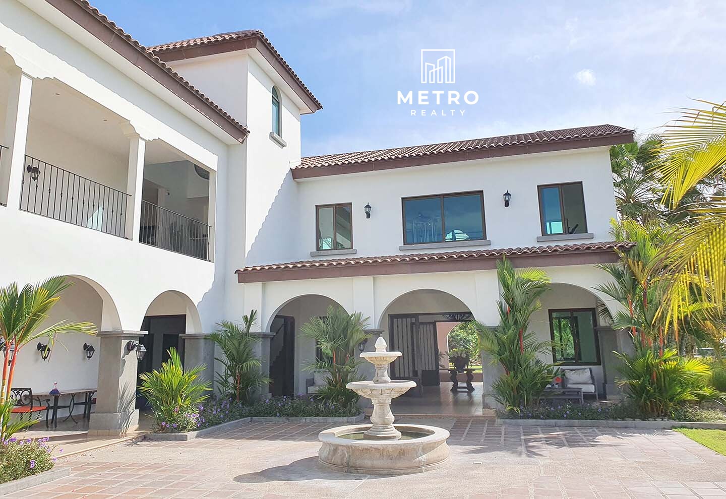The Most Exclusive Apartment for Sale in Ph La Ensenada Beach club
