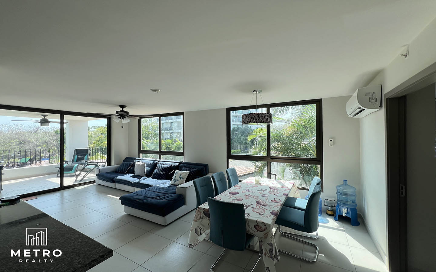 The Most Exclusive Apartment for Sale in Ph La Ensenada Dinning