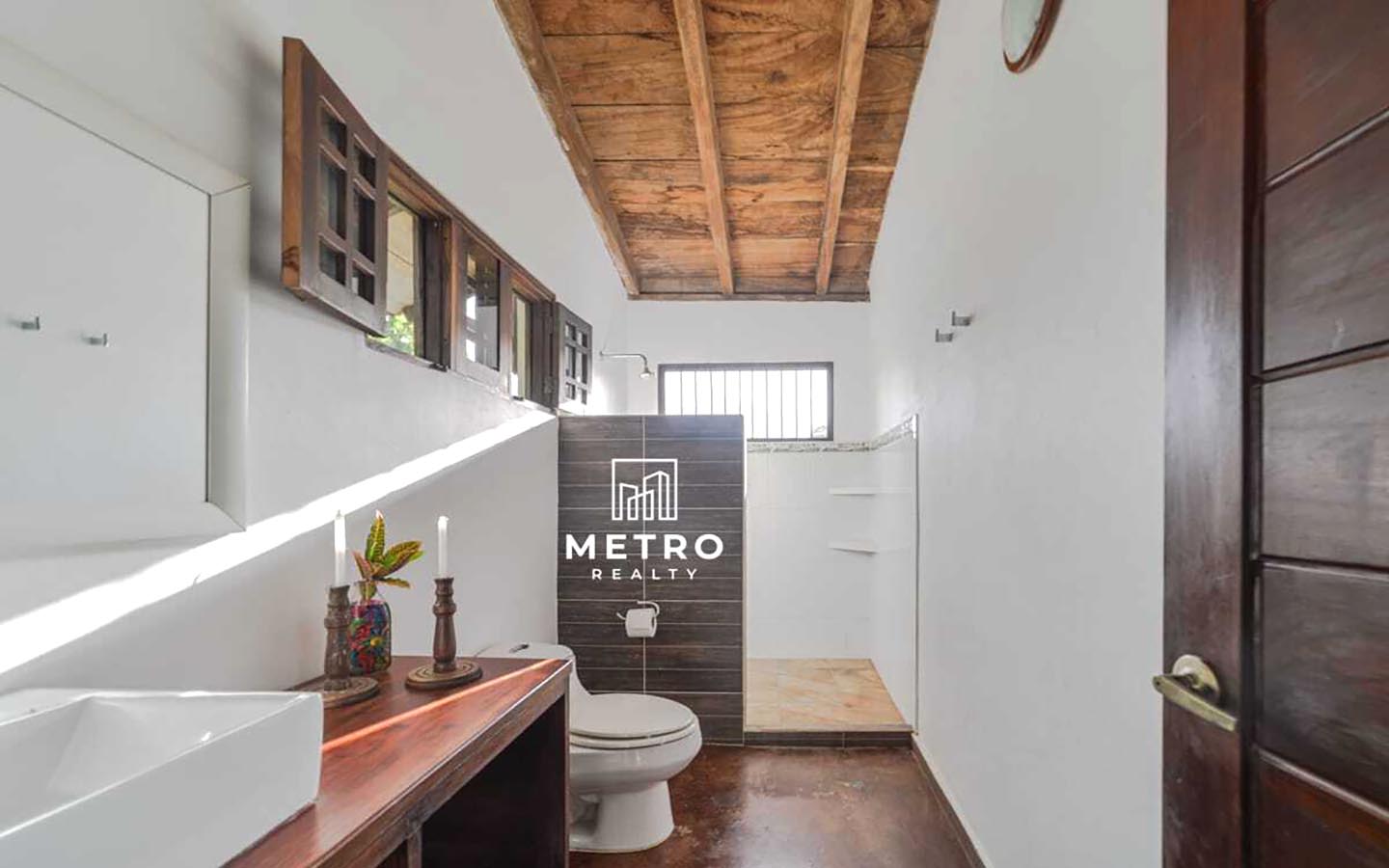 pedasi los santos panama great bathroom