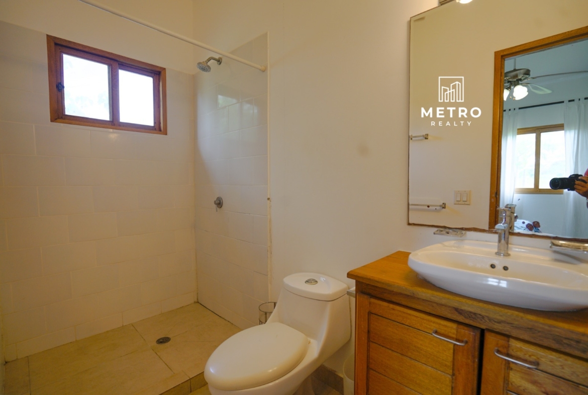 single house for sale in Pedasi Panama beautiful modern bathroom